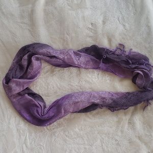 Beautiful ombré purple scarf🌺 NWOT